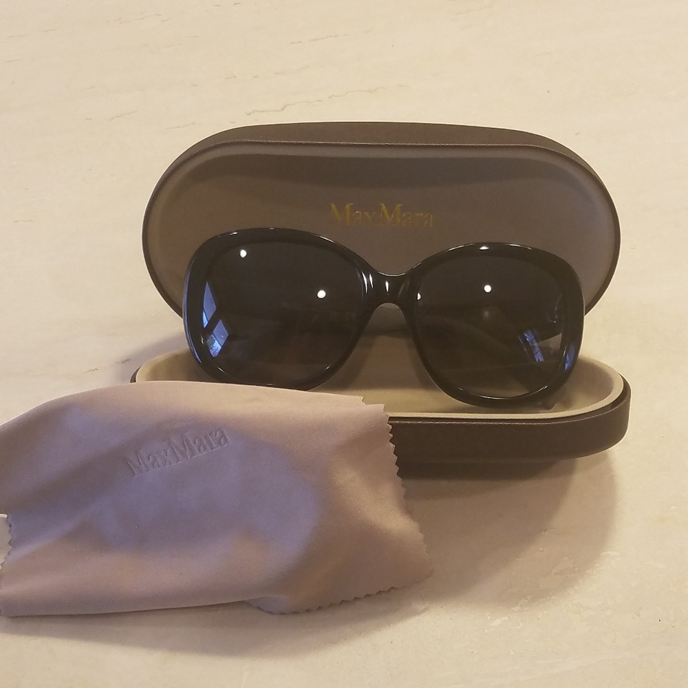 MaxMara sunglasses with case